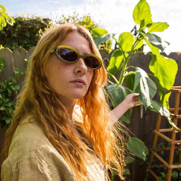 Crap Eyewear - The Sweet Leaf sunglasses in olive bio / amber colorway - Picture 3 of 4